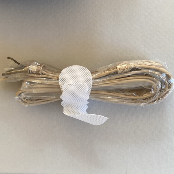 Anthropologie Faux Snake print clutch with detachable strap . - Picture 4 of 6